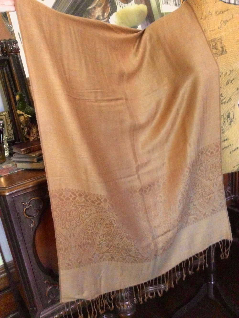 Vintage Boho Hippie Gypsy Silk-Mix Pashmina-Style Paisley Caramel Shawl Scarf
